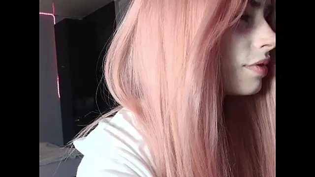 PieraMarch online show from March 8, 8:34 pm