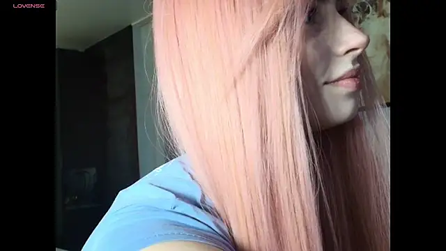 PieraMarch online show from March 15, 5:41 pm