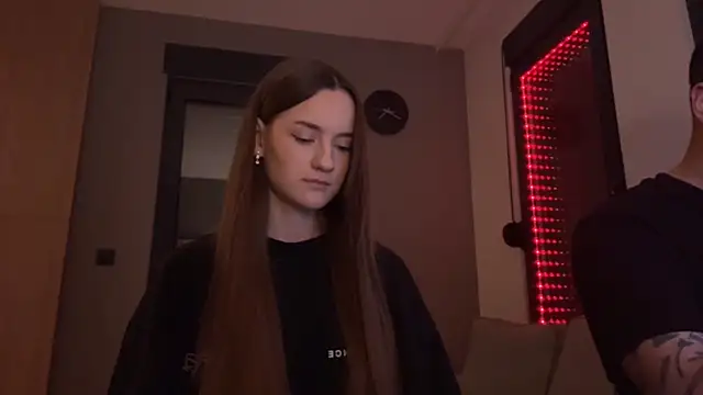 Snapshot of TenDouble chatting on November 16, 9:09 pm TenDouble online show from November 16, 9:09 pm