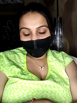 Horny Shalu online show from April 11, 7:51 pm