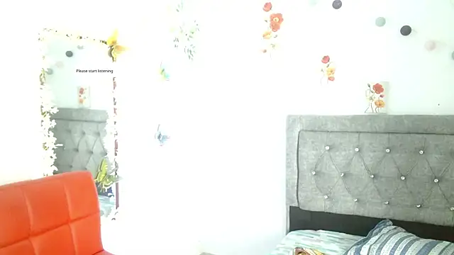 Snapshot of Meriilyn_Monroe724 chatting on October 20, 5:35 pm Meriilyn Monroe724 online show from October 20, 5:35 pm