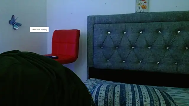 Snapshot of Meriilyn_Monroe724 chatting on October 21, 4:30 pm Meriilyn Monroe724 online show from October 21, 4:30 pm