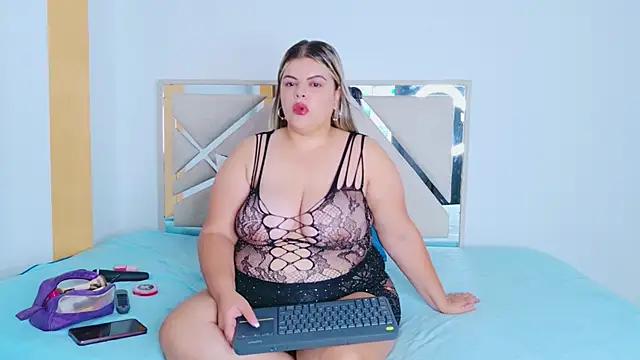 KiimBrooks online show from April 13, 10:54 am