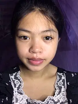 Thy00   online show from October 3, 1:13 am