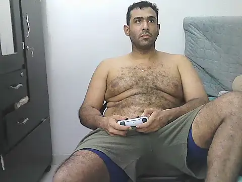 morenocabro10 online show from April 10, 11:42 pm