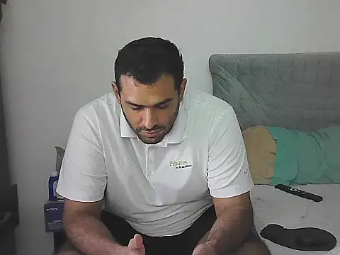 Snapshot of morenocabro10 chatting on June 12, 6:12 am morenocabro10 online show from June 12, 6:12 am