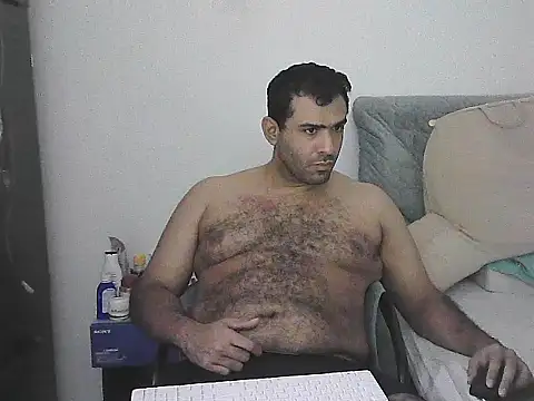 Snapshot of morenocabro10 chatting on June 20, 3:20 am morenocabro10 online show from June 20, 3:20 am