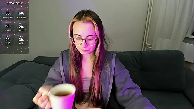 MewStella online show from November 6, 11:59 pm