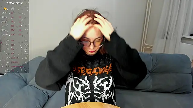 MewStella online show from March 13, 2:34 pm