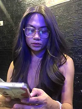 HOTkendraCumXxx online show from April 4, 11:18 am