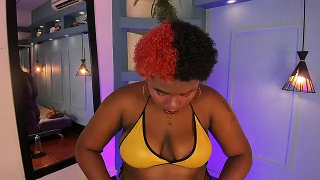 NanyMoreno online show from April 13, 8:03 pm