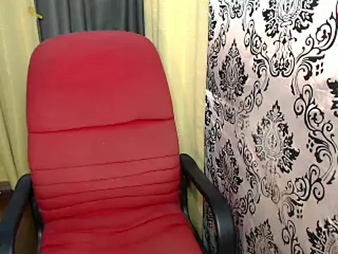 lovelyallena07 online show from March 20, 11:53 pm