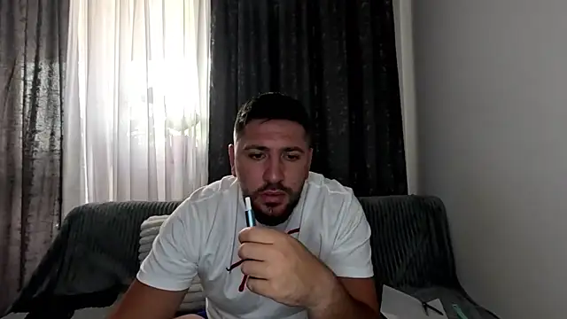 Snapshot of Gold_Alpha_Boy chatting on September 13, 8:47 am Gold Alpha Boy online show from September 13, 8:47 am