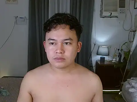 Snapshot of annocentboy chatting on September 27, 6:07 am annocentboy online show from September 27, 6:07 am