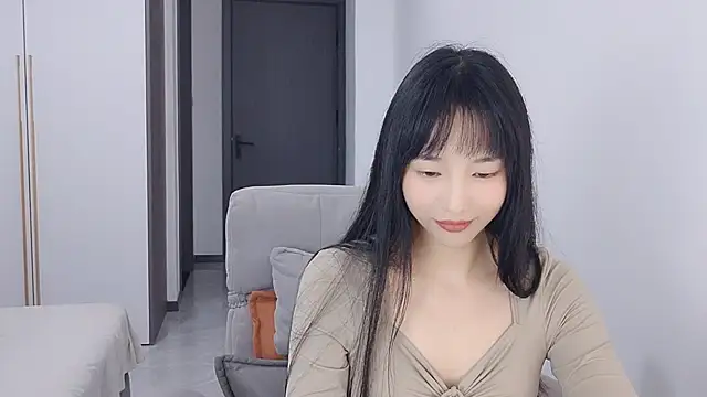 Lisa-3333 online show from October 30, 2:18 pm