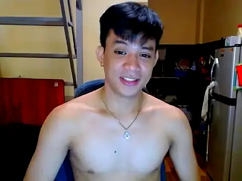 Snapshot of ASIANFULLYLOADEDCUM chatting on April 26, 2:09 am ASIANFULLYLOADEDCUM online show from April 26, 2:09 am