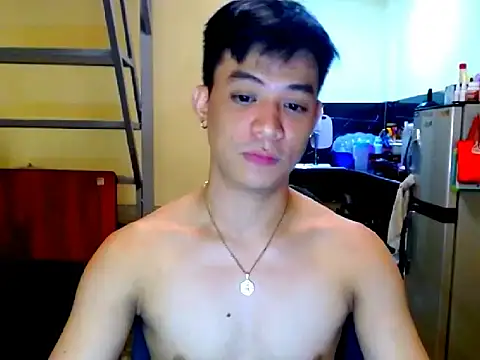 Snapshot of ASIANFULLYLOADEDCUM chatting on May 4, 1:12 am ASIANFULLYLOADEDCUM online show from May 4, 1:12 am
