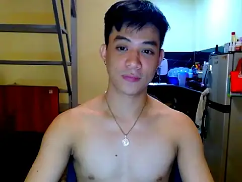 Snapshot of ASIANFULLYLOADEDCUM chatting on June 1, 6:15 am ASIANFULLYLOADEDCUM online show from June 1, 6:15 am