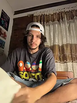 Luxx 14 online show from April 13, 4:40 am