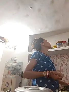 ISHANI-SINGH online show from October 29, 2:19 pm