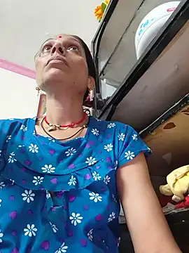Snapshot of ISHANI-SINGH chatting on May 15, 3:41 pm ISHANI-SINGH online show from May 15, 3:41 pm