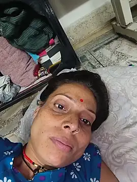 Snapshot of ISHANI-SINGH chatting on June 1, 2:52 pm ISHANI-SINGH online show from June 1, 2:52 pm