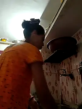 Snapshot of ISHANI-SINGH chatting on June 2, 2:57 am ISHANI-SINGH online show from June 2, 2:57 am