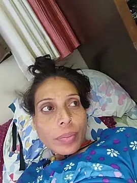 Snapshot of ISHANI-SINGH chatting on June 10, 3:22 pm ISHANI-SINGH online show from June 10, 3:22 pm