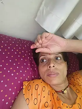 Snapshot of ISHANI-SINGH chatting on June 17, 3:24 pm ISHANI-SINGH online show from June 17, 3:24 pm