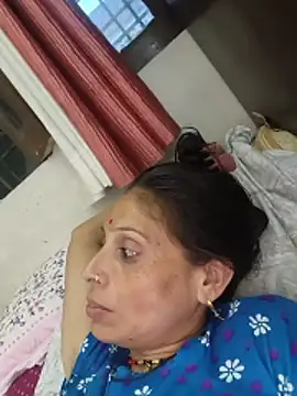 Snapshot of ISHANI-SINGH chatting on June 18, 1:37 pm ISHANI-SINGH online show from June 18, 1:37 pm