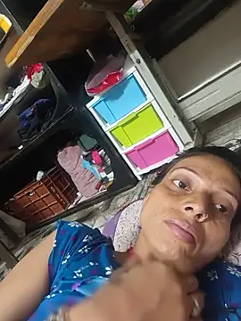 Snapshot of ISHANI-SINGH chatting on June 24, 1:26 am ISHANI-SINGH online show from June 24, 1:26 am