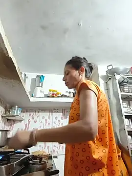 Snapshot of ISHANI-SINGH chatting on July 5, 3:02 am ISHANI-SINGH online show from July 5, 3:02 am