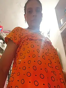 Snapshot of ISHANI-SINGH chatting on July 14, 2:05 am ISHANI-SINGH online show from July 14, 2:05 am