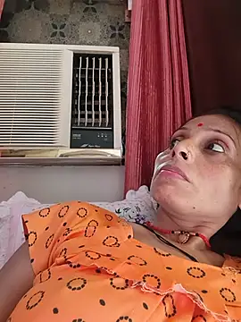 Snapshot of ISHANI-SINGH chatting on August 3, 12:10 pm ISHANI-SINGH online show from August 3, 12:10 pm