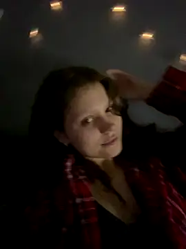 Snapshot of Lunliss chatting on September 22, 7:16 pm Lunliss online show from September 22, 7:16 pm