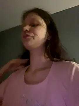 Snapshot of Lunliss chatting on October 26, 4:24 pm Lunliss online show from October 26, 4:24 pm