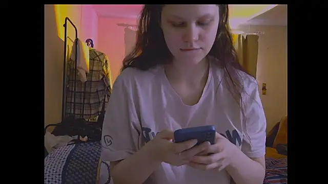Snapshot of Lunliss chatting on June 14, 2:30 pm Lunliss online show from June 14, 2:30 pm