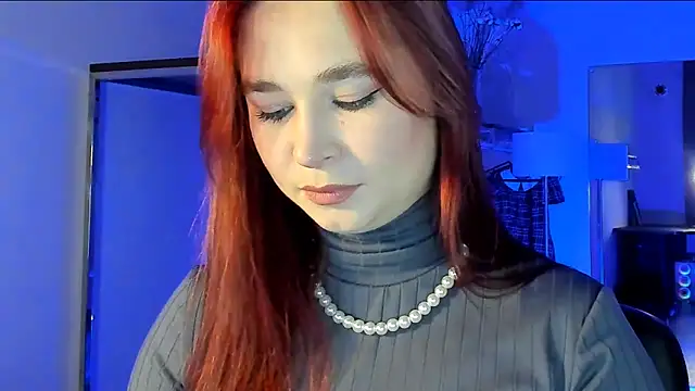 Meri Cutte online show from December 15, 1:48 pm