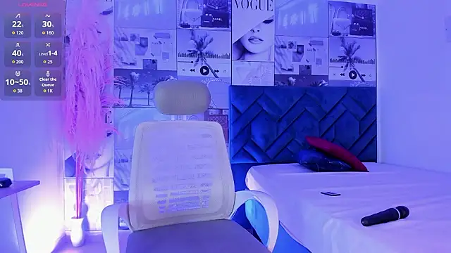 iSofiaass online show from March 24, 2:22 pm