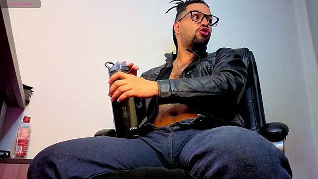 Ernesto-Rodriguez82 online show from March 29, 4:23 am