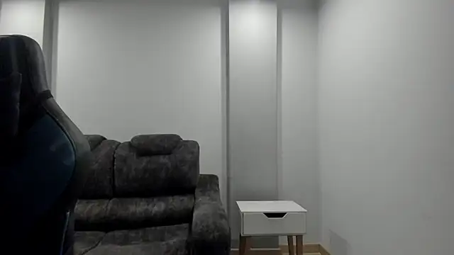 Dakota Mars online show from April 9, 3:50 am