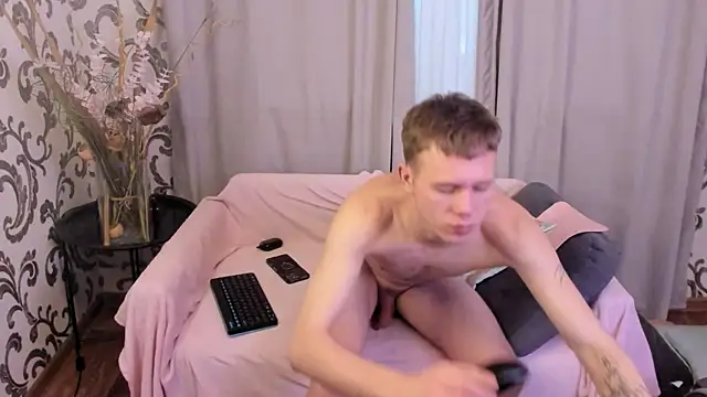 SherlockMax online show from December 14, 6:19 am