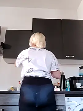 VikaKing online show from October 30, 12:39 pm