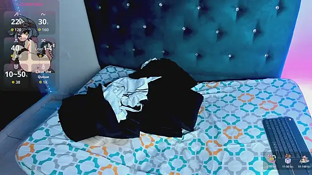 keith cute online show from April 8, 6:41 pm