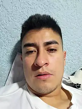 Snapshot of bittersweet777 chatting on October 24, 11:01 pm bittersweet777 online show from October 24, 11:01 pm