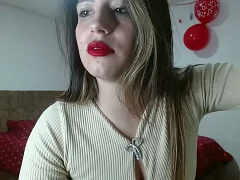 Snapshot of Ladynova440 chatting on February 24, 7:34 pm Ladynova440 online show from February 24, 7:34 pm