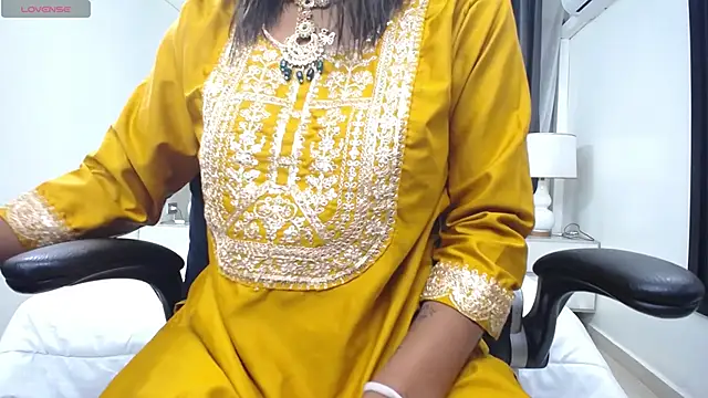 Snapshot of kairadayamai chatting on April 21, 12:22 pm kairadayamai online show from April 21, 12:22 pm