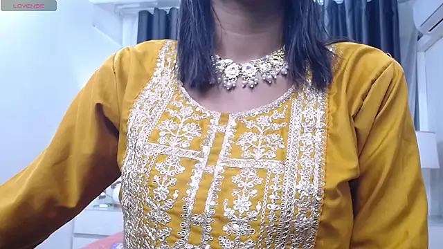 Snapshot of kairadayamai chatting on May 16, 11:53 am kairadayamai online show from May 16, 11:53 am