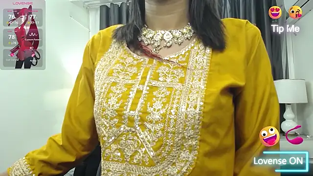 Snapshot of kairadayamai chatting on May 27, 11:51 am kairadayamai online show from May 27, 11:51 am