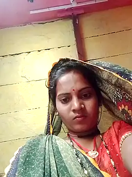 Snapshot of Hot_bbbb chatting on October 22, 6:46 am Hot bbbb online show from October 22, 6:46 am